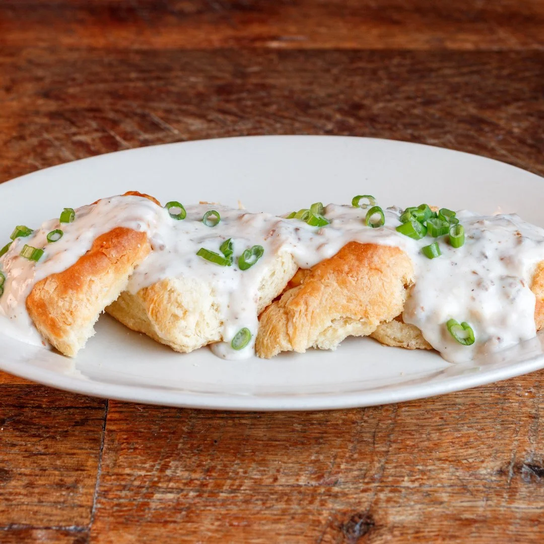 Get ready to roll out the biscuit love! Dive into National Biscuits and Gravy Day with us.  Who's in for a hearty helping? 🍽️⁠
⁠
#NationalBiscuitsandGravyDay #BiscuitsandGravy #PuckettsBreakfast #GoodMorning