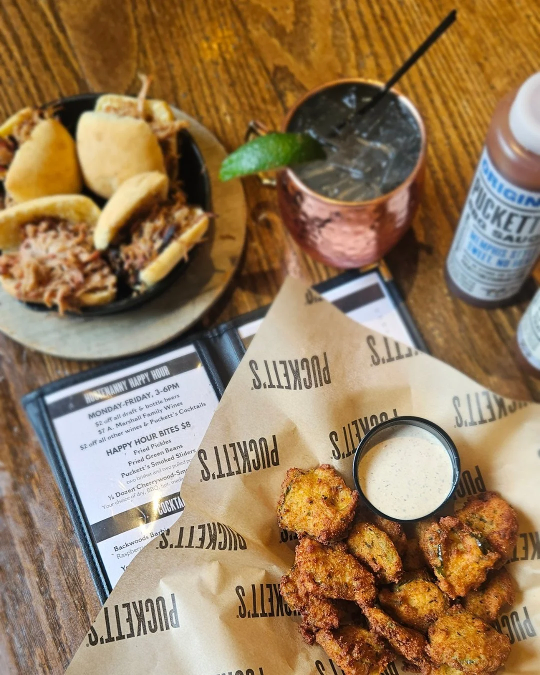Sit back. Relax. We&rsquo;ll pour ya a cold one.🍺 From new bites to cold drinks, Happy Hour is better than ever. Join us at your local Puckett's, Monday through Friday from 3-6 PM.