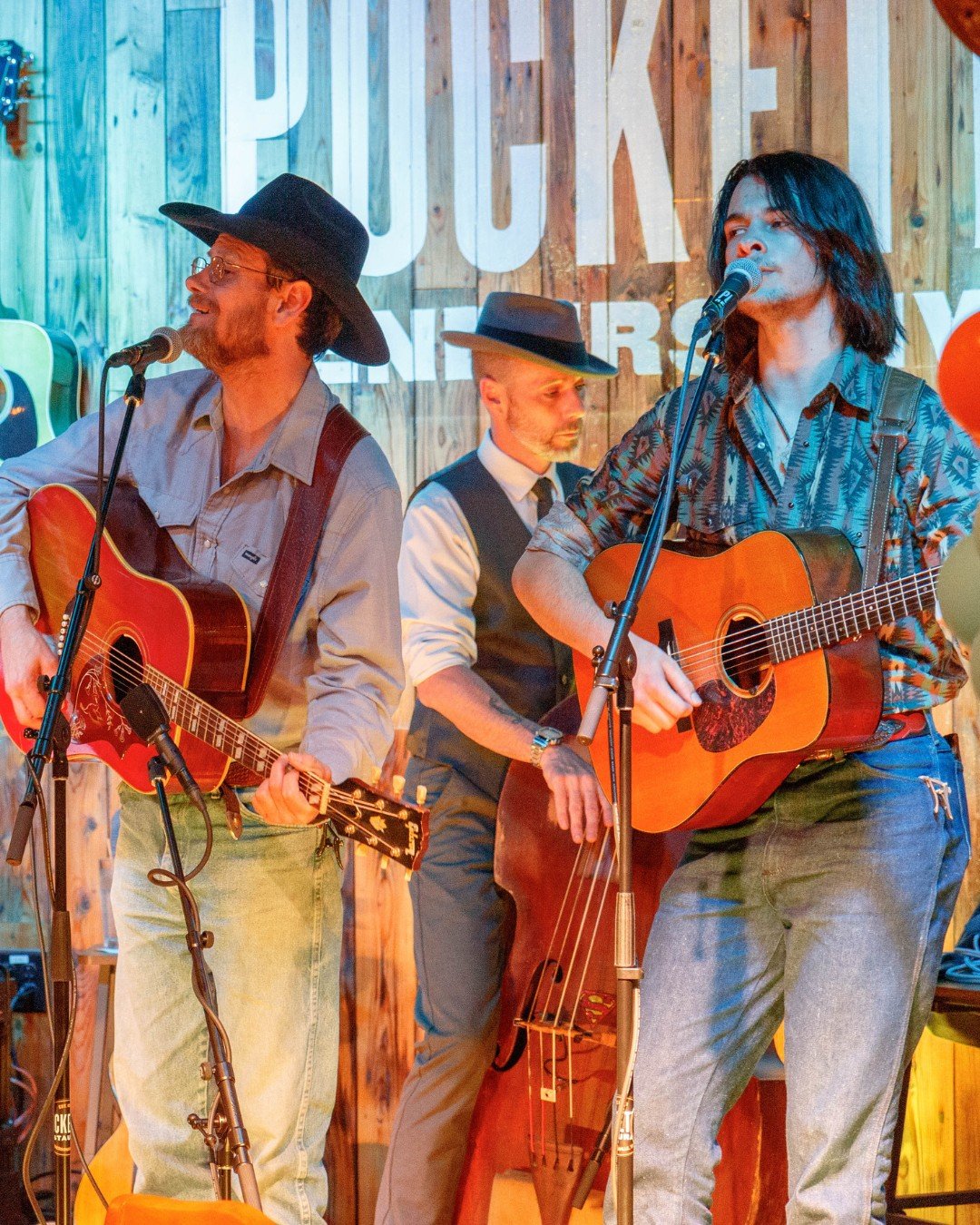 Around here, live music is part of the Puckett&rsquo;s experience. 🎶

From local favorites to up-and-coming artists, there&rsquo;s always someone taking the stage and a reason to stay for one more song. Find live music at most Puckett&rsquo;s locati