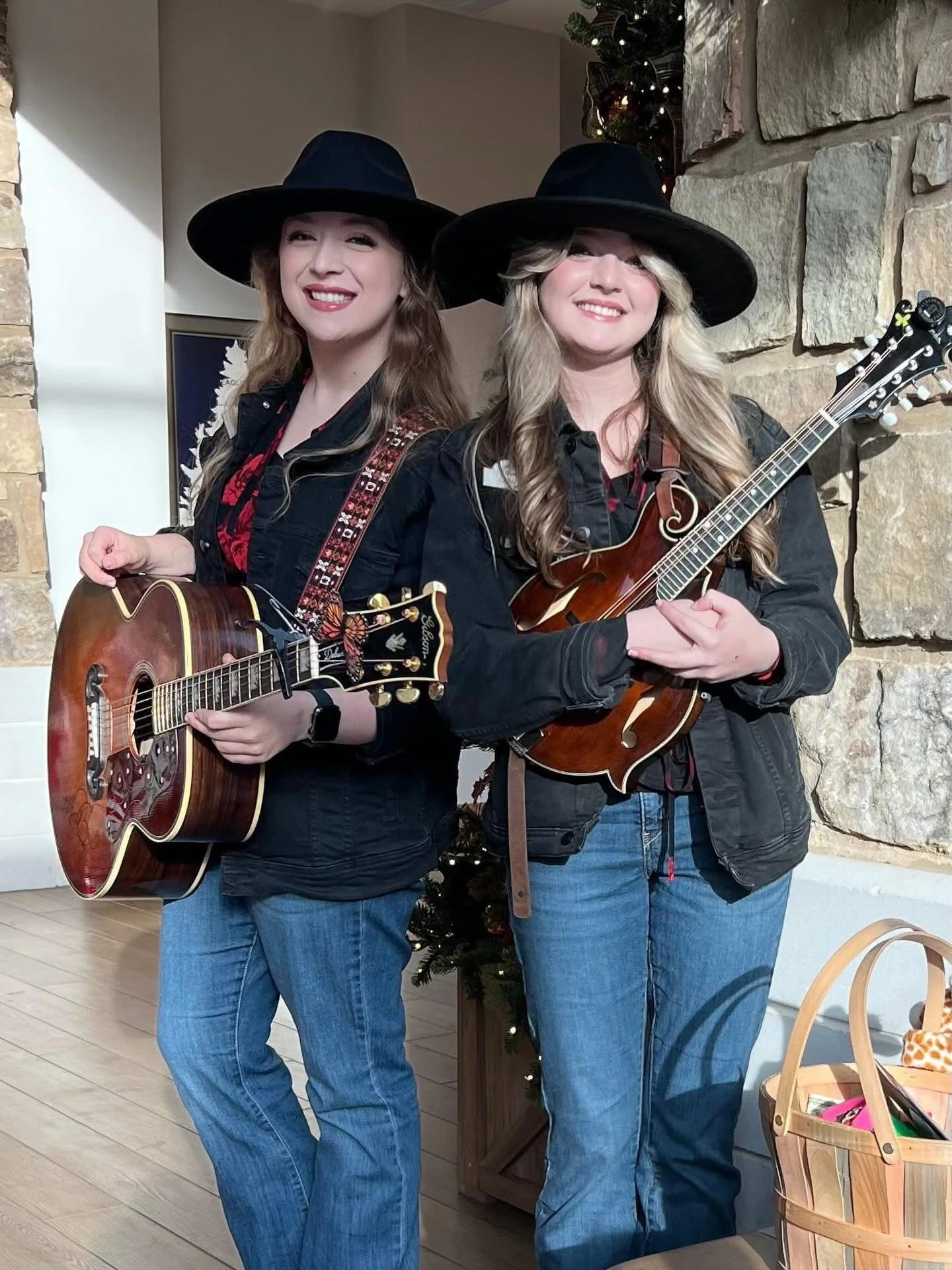 The Roberts Sisters