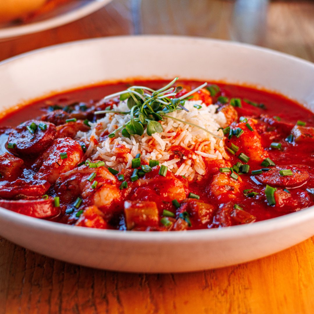 Spice up your weekend with a big bowl of our Shrimp and Andouille Creole🌶️Perfect for warming up this Valentine's weekend!