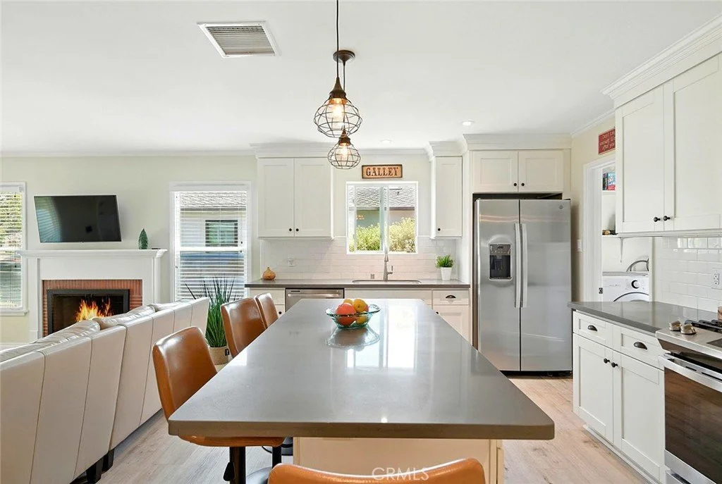 1901 N Bellflower Blvd 7.jpg