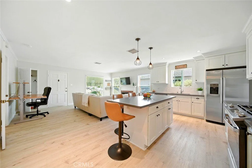1901 N Bellflower Blvd 4.jpg