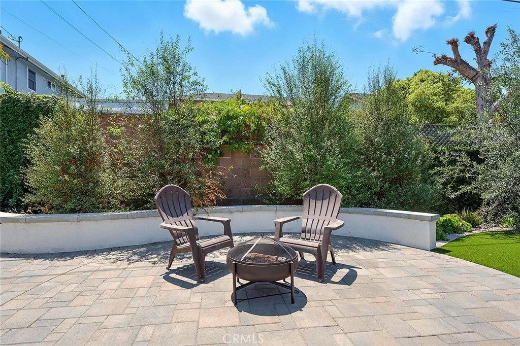 1901 N Bellflower Blvd 22.jpg
