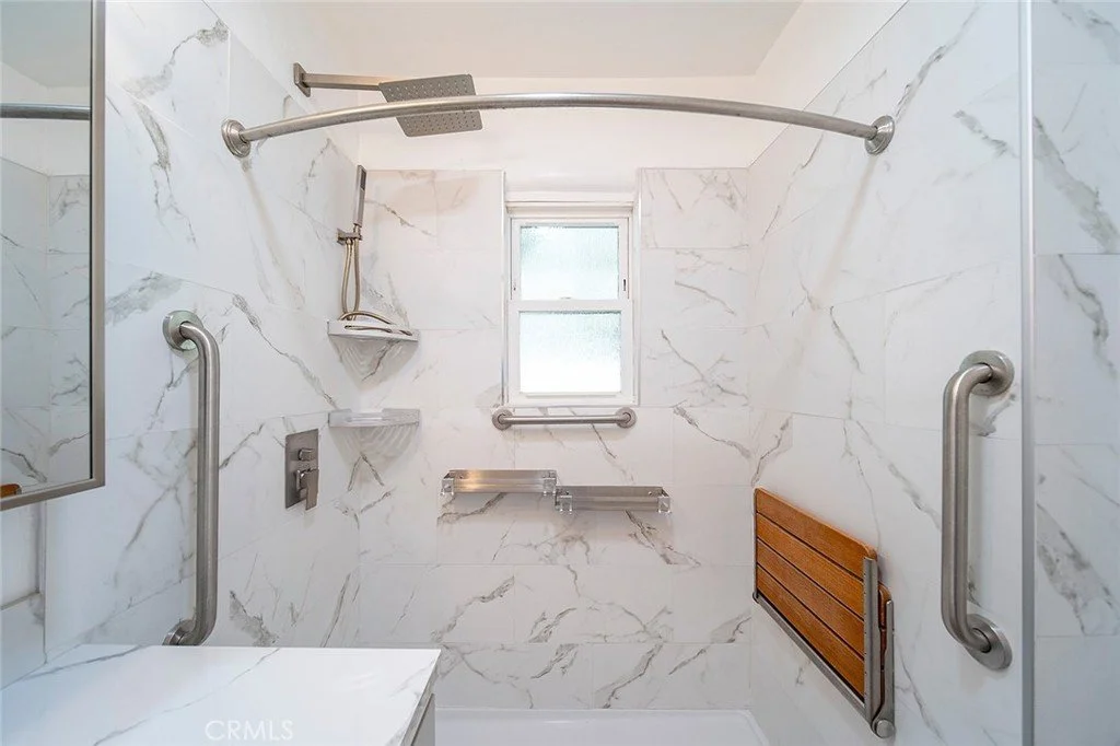 4903 Brayton Ave 14.jpg