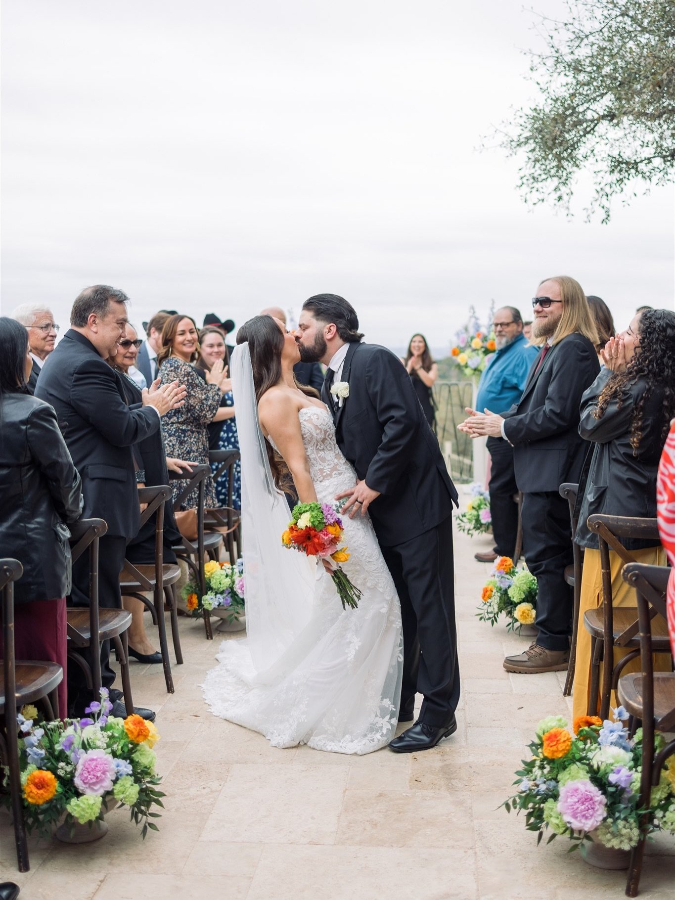 Cheers to Tori &amp; Patrick! 👰🏻&zwj;♀️💍

Photographer: @SwiftandSwoon | @laceyandleephoto
Venue: @thevillaantonia
Planning &amp; Coordination: @redbookevent
Florals: @bzflorals
Bride H&amp;MU: @unveiledartistry
Wedding Party H&amp;MU: @lolabeauty