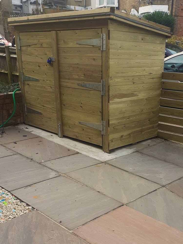Gardensmith_Expert_Landscapers_London_Storage1.jpg