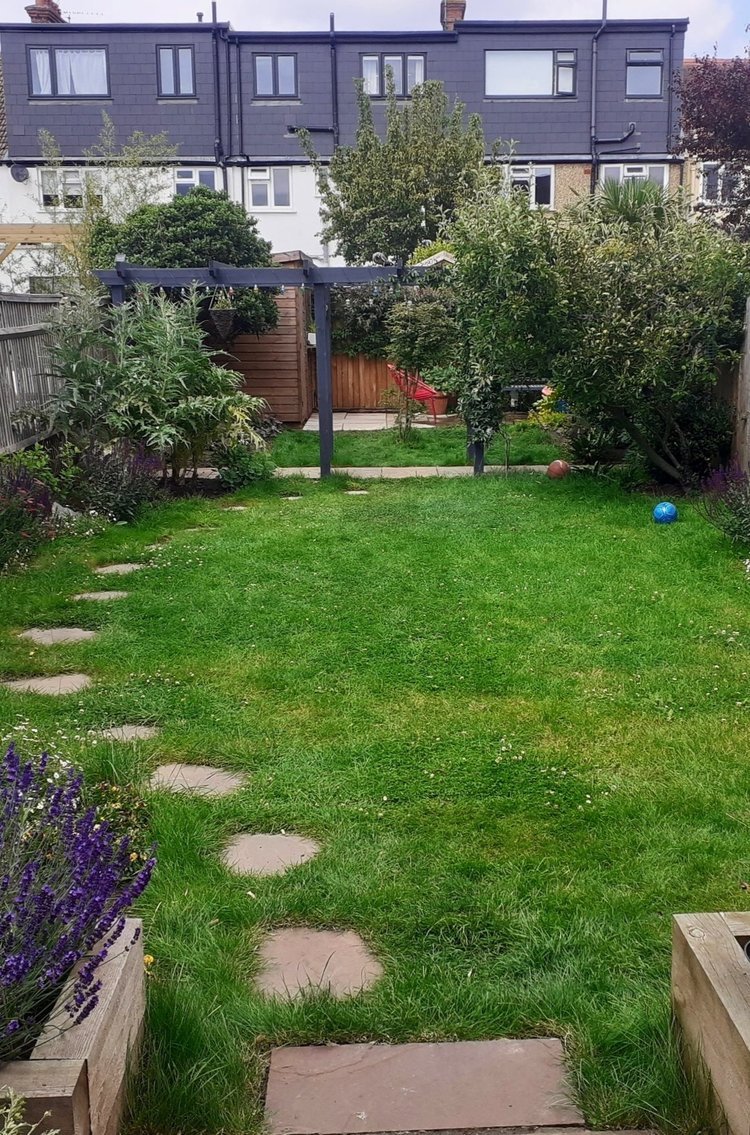 Gardensmith_Expert_Landscapers_London_Patios_Paths5.jpg