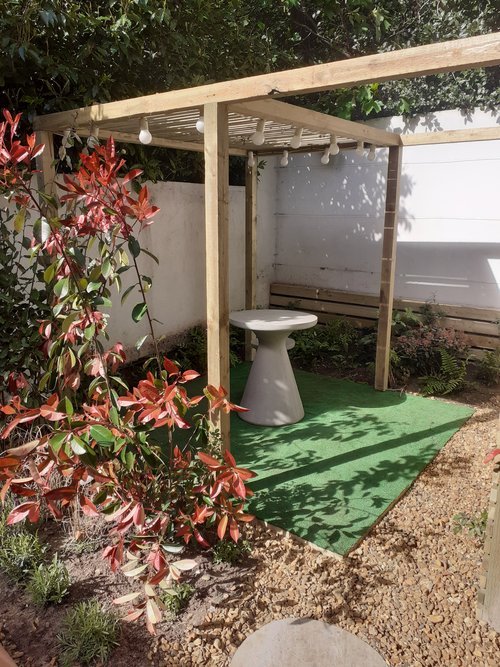 Gardensmith_Expert_Landscapers_London_Pergolas_Sheds5.jpg