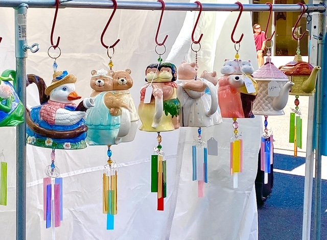 Teapots 2.jpg