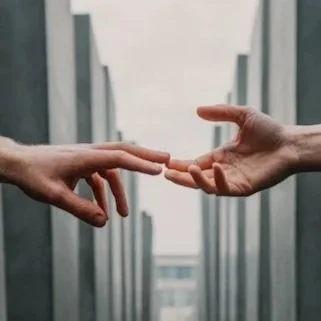 Why It's So Hard to Leave: Understanding Trauma Bonds and Intermittent Reinforcement