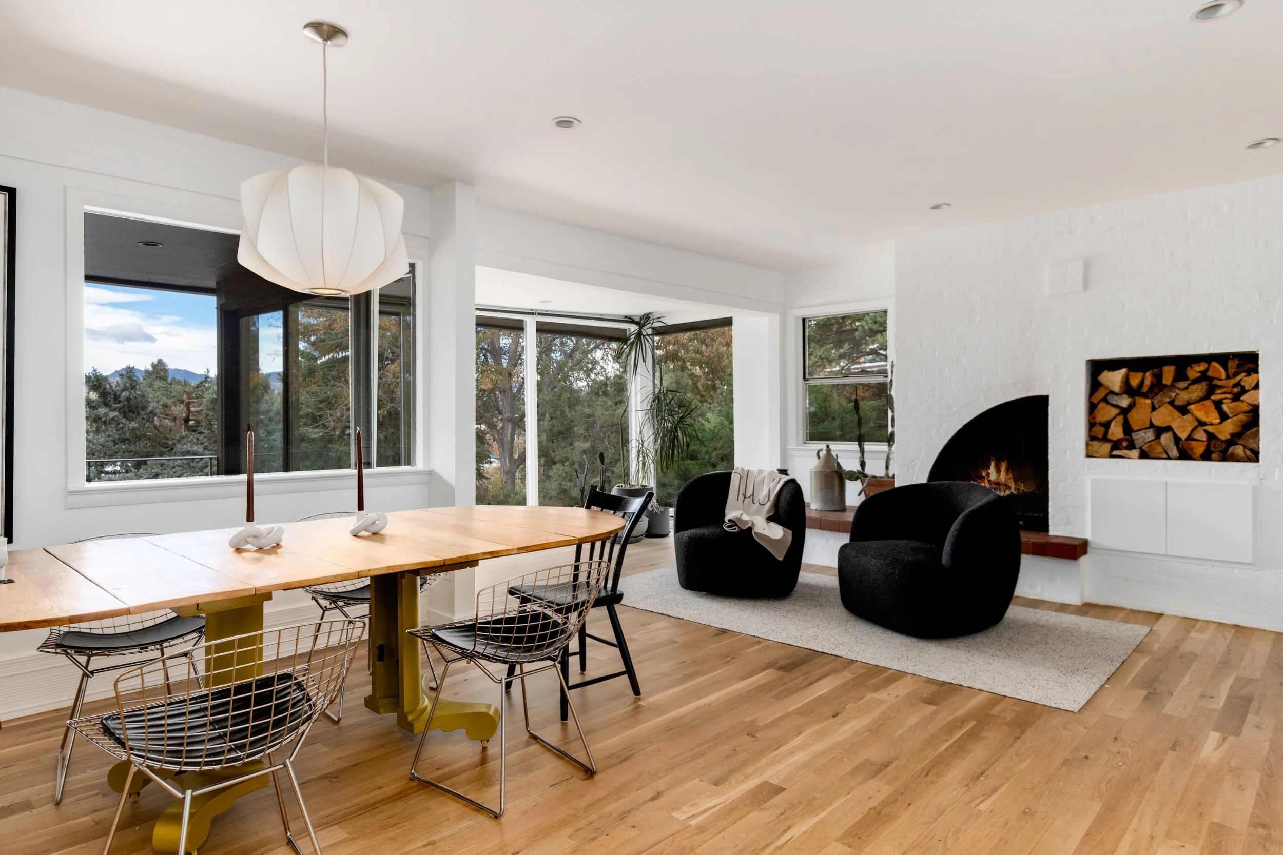 05-Living Room & Dining.jpg