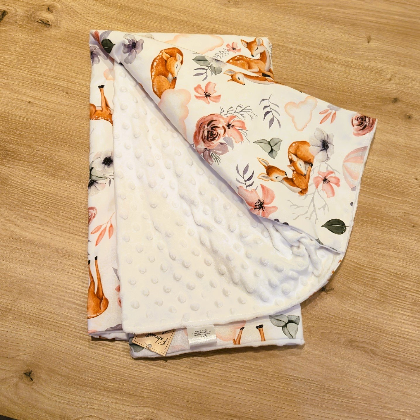 plaid-bebe-biche-blanc-leffetmains.jpg