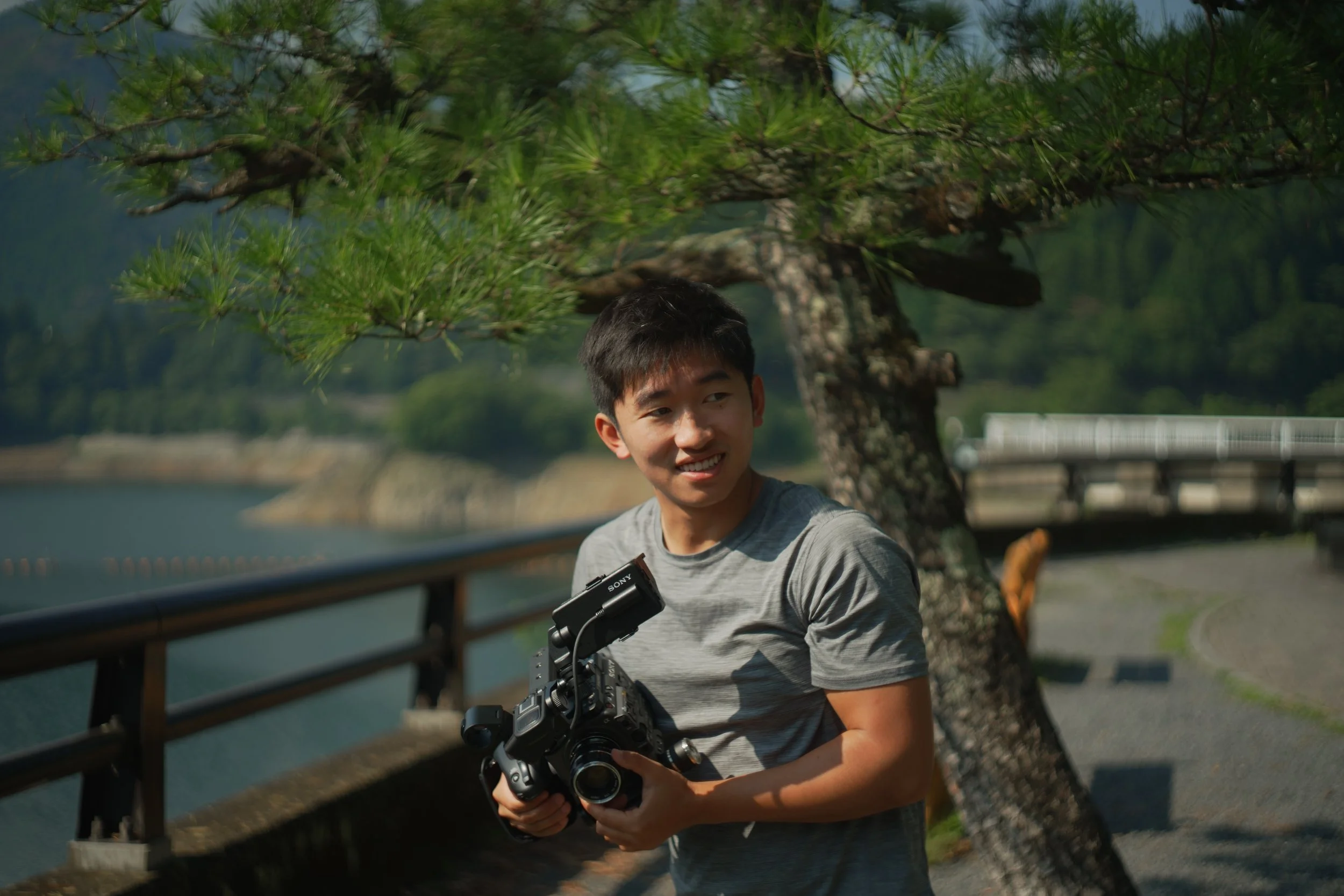 Digital (SONY FX2 + KMZ Helios 44-2 Blue C.)