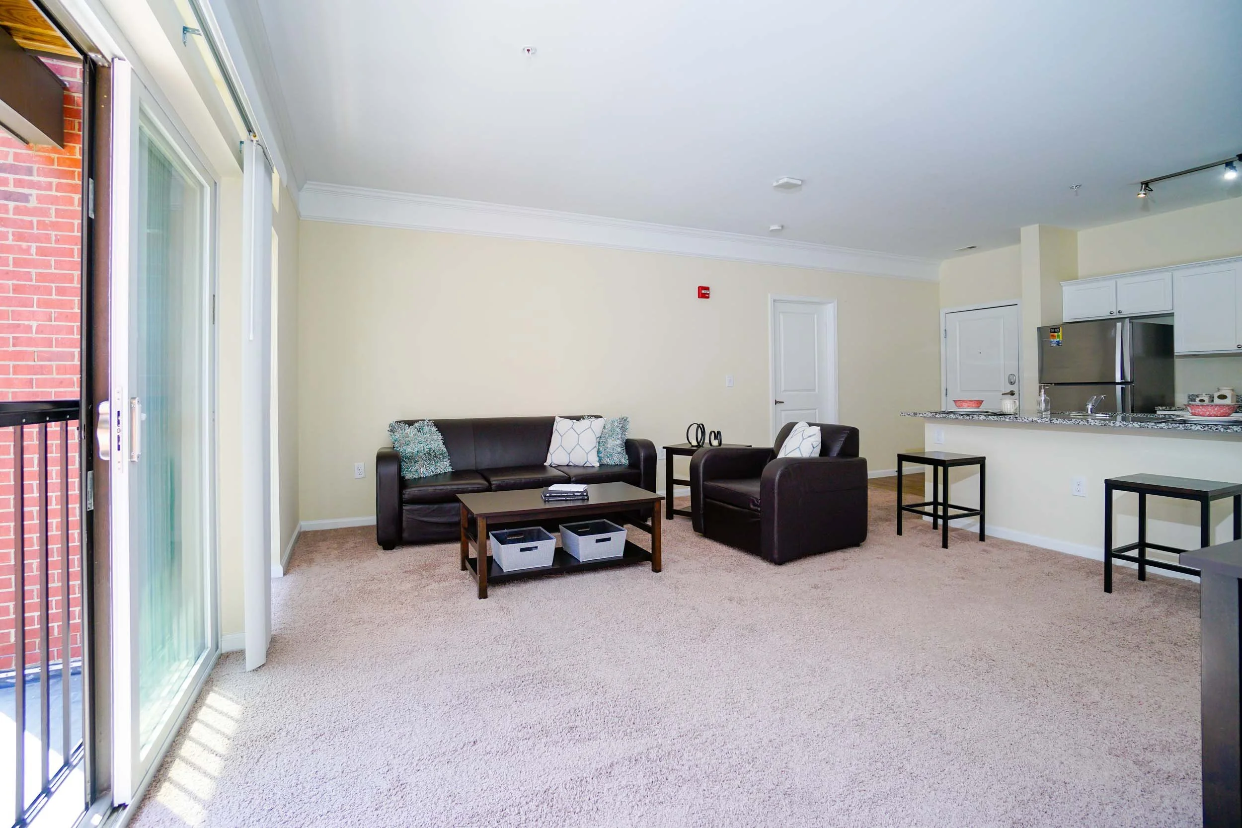 Photos OffCampus Apartments near OSU — The Doric on Lane