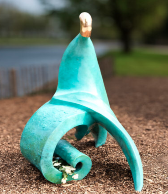Sandra-Bell-mother-chornobyl-chernobyl-children-cork-international-charity-classical-cast-bronze-sculpture-Ireland-commemorative-installation-survivors-shows-art-memories-irish-garden-marina-park-community-humanitarian-3.png
