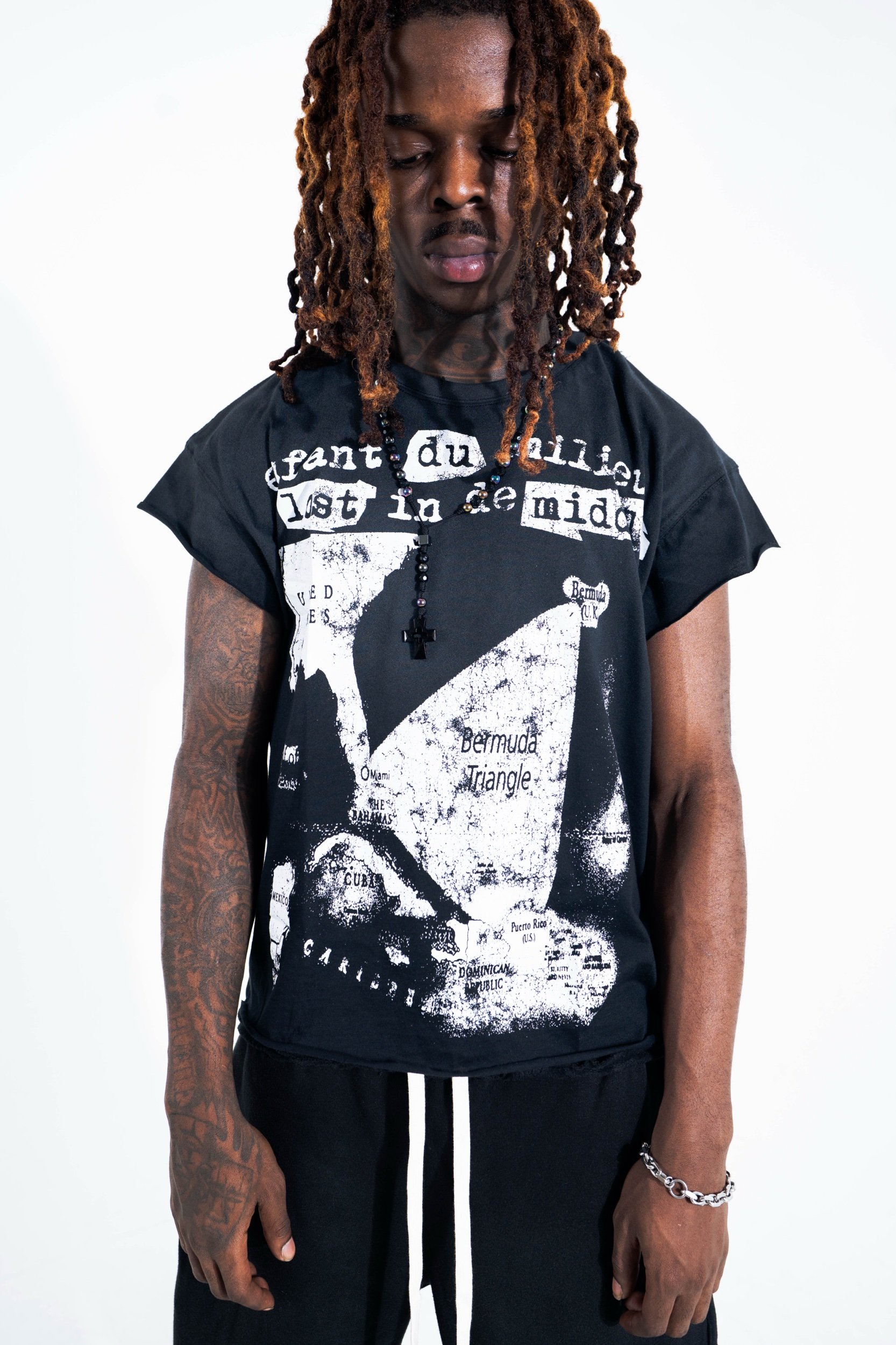 Enfant du Milieu (Bermuda Triangle)