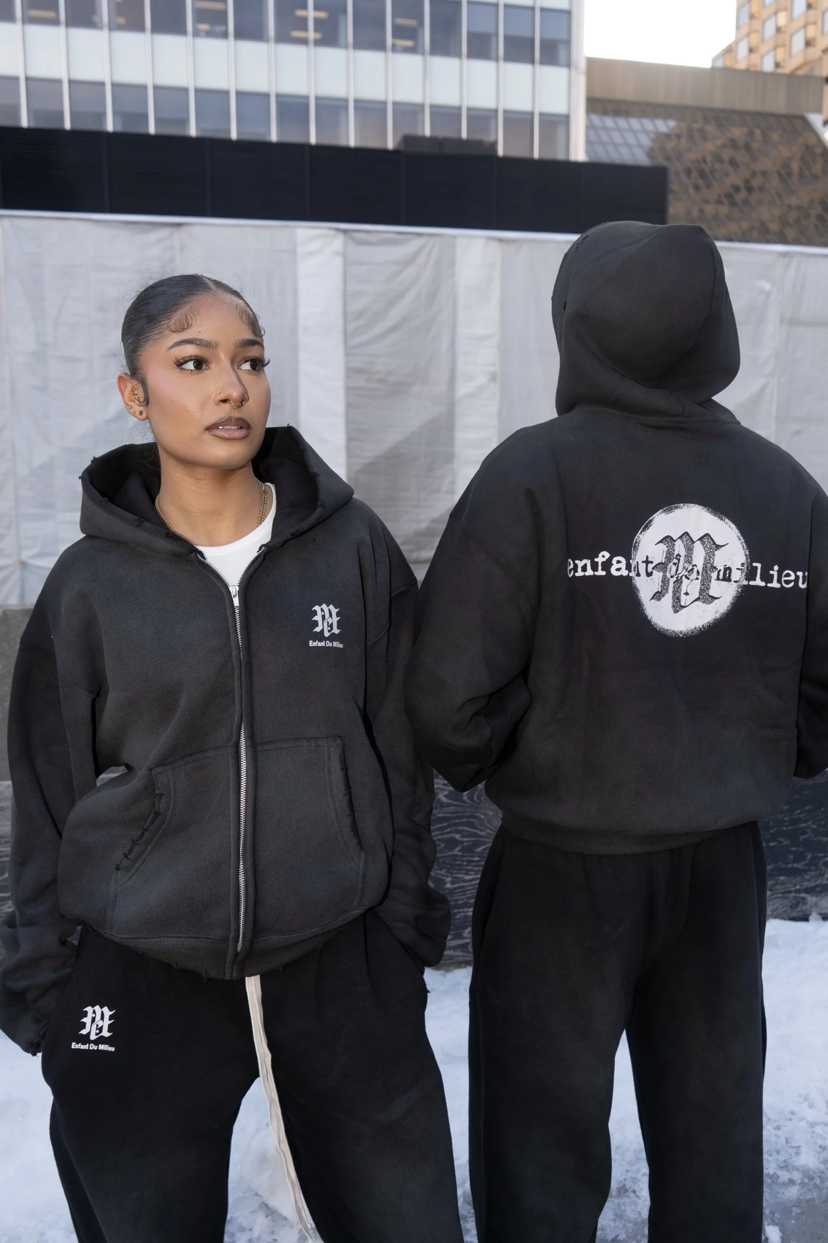 Enfant Du Milieu Hood