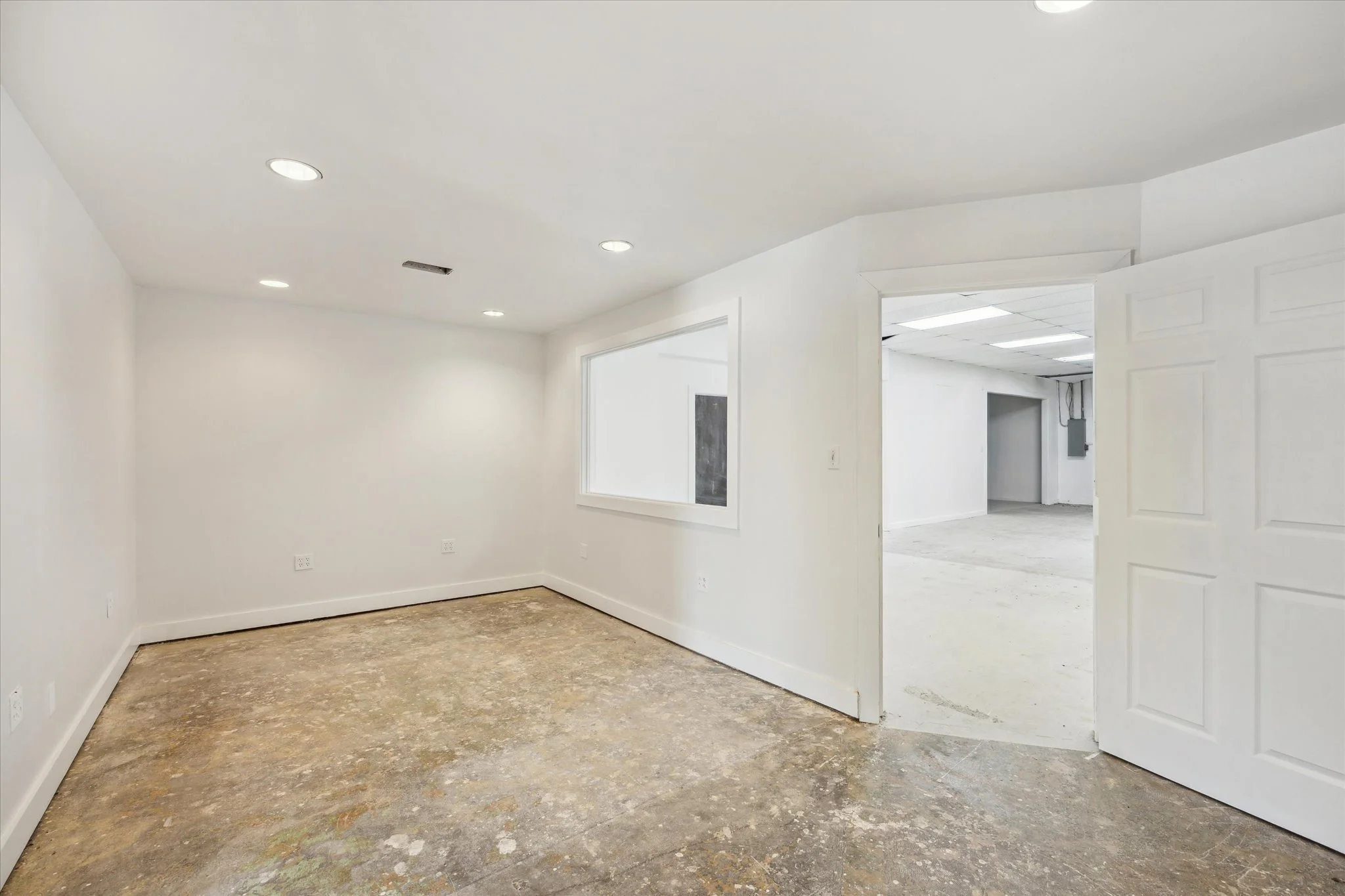 12-Georgibelle Dr 10226 IMG 66.jpg