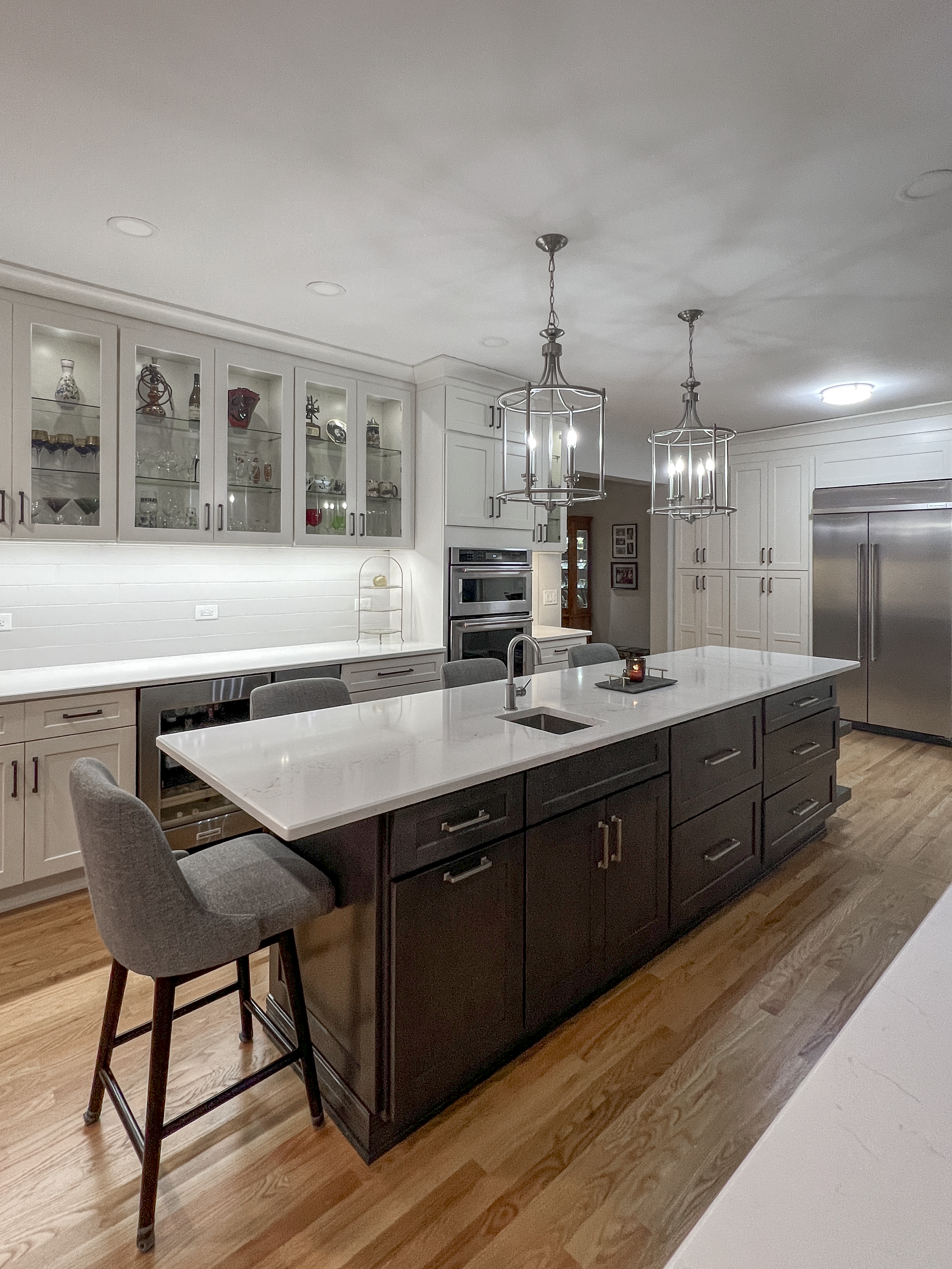 Classic Contrast in the Kitchen