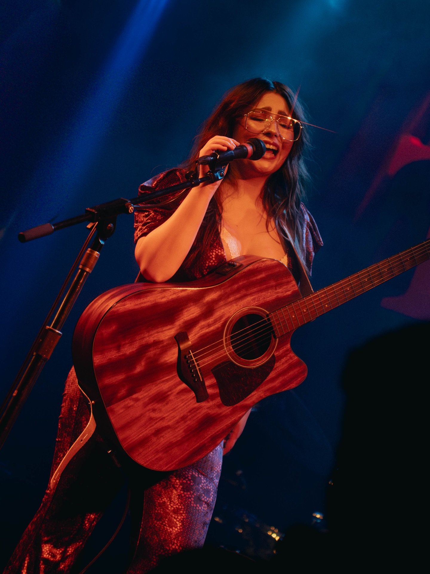Such an amazing show at the @tractortavern! I&rsquo;m so grateful to have shared the bill with @iriskymm and @outtatowners.band! Thanks to everyone who made it out and partied with us 🥳💕🪩
-
Photo cred: @meg.photto 
-
#seattle #seattlemusicscene #s