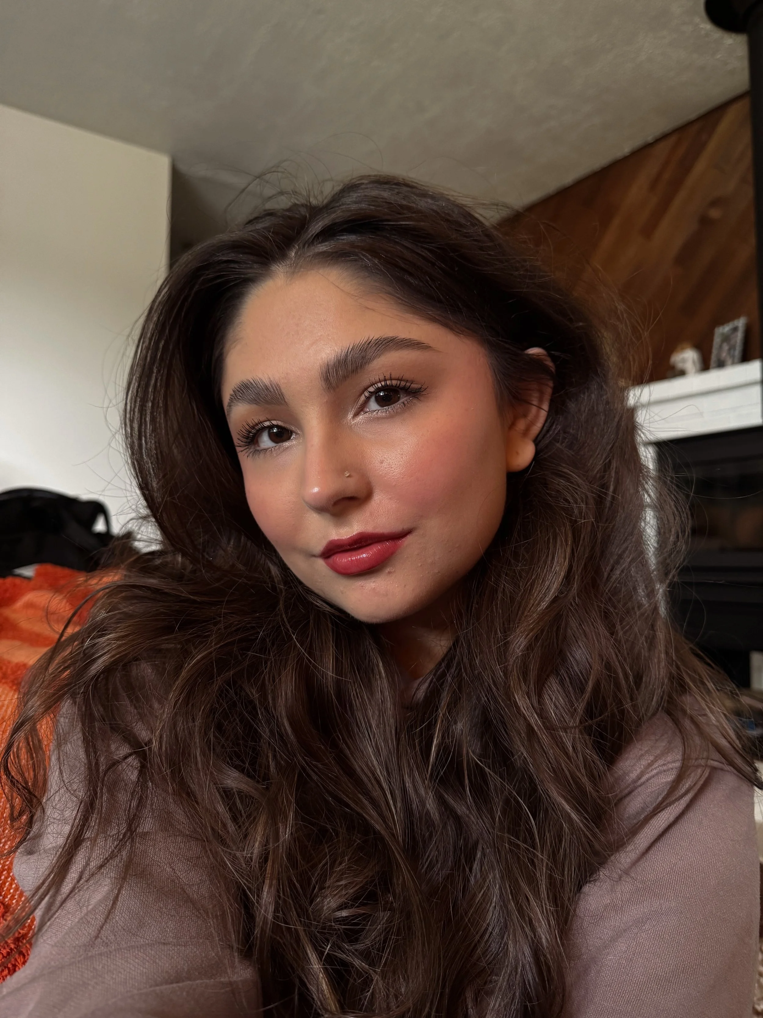 May consisted of some pretty awesome performances, turning 24, my puppy getting spayed, multiple studio days and loveeee ❤️ I fr need to take more photos tho 🤌🏼☺️ 
-
#seattle #singersongwritersofinstagram #singer #discover