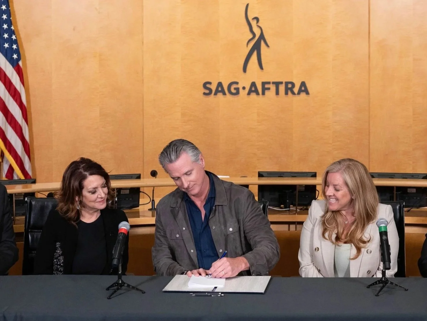 California joins New York in requiring disclosure of synthetic performers in ads