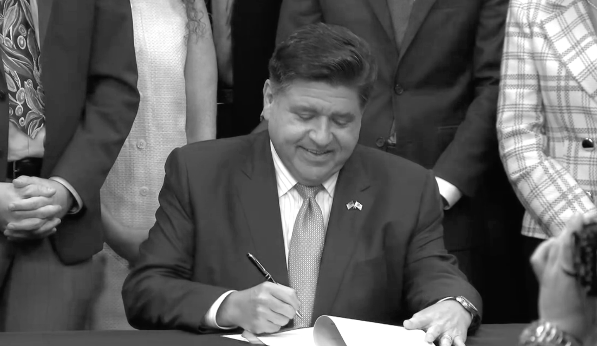 Gov. Pritzker signs AI Safety Measures Act