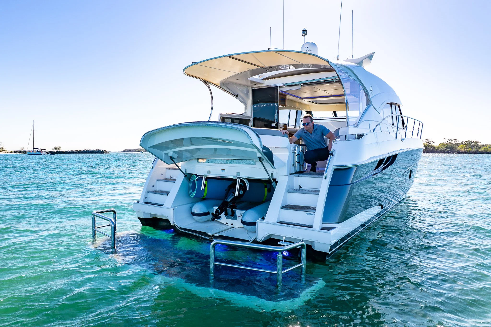 2017 Riviera 5400 Sport Yacht - Dutchess - Brendon010.jpg