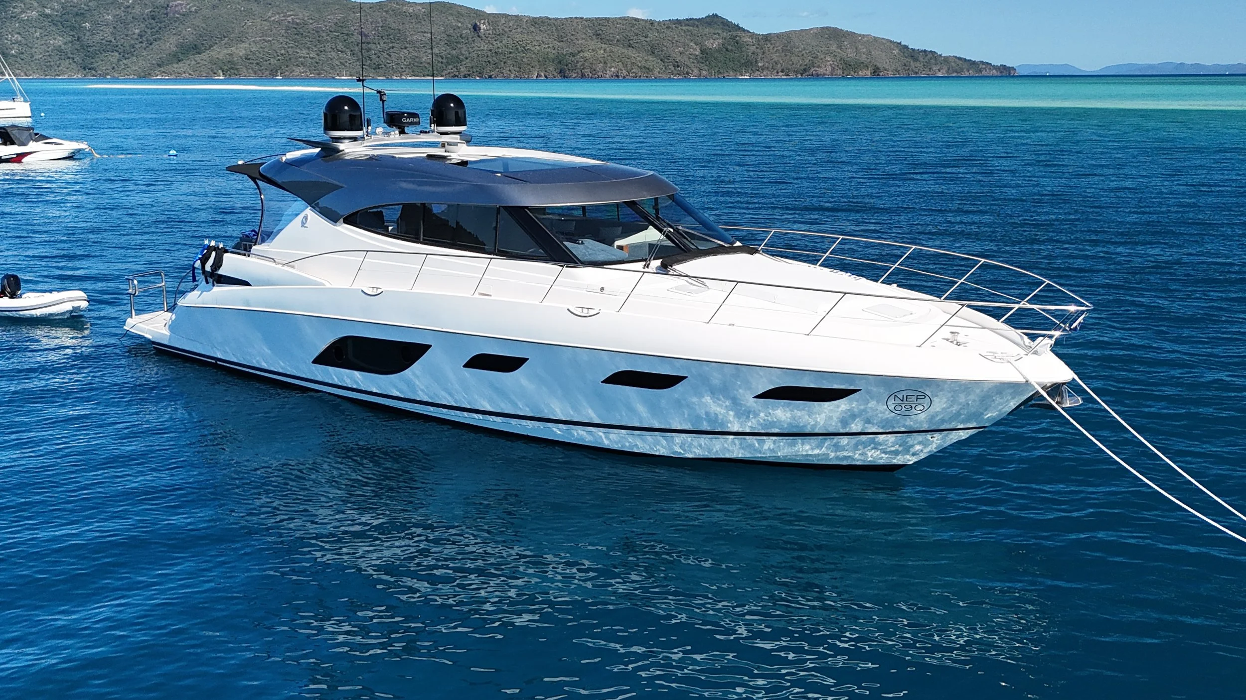 **NEW RELEASE** 2025 Riviera 6000 Sport Yacht Platinum