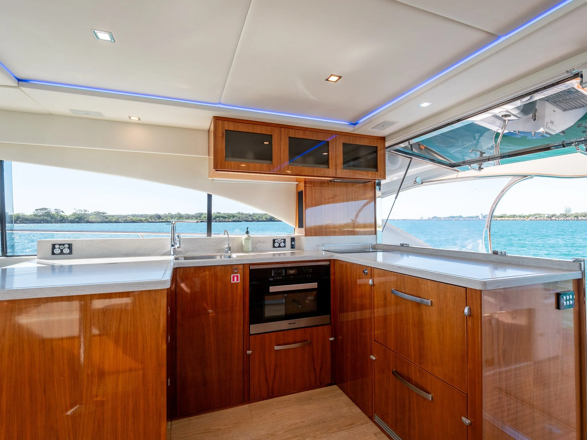 2017 Riviera 5400 Sport Yacht - Dutchess - Brendon015.jpg