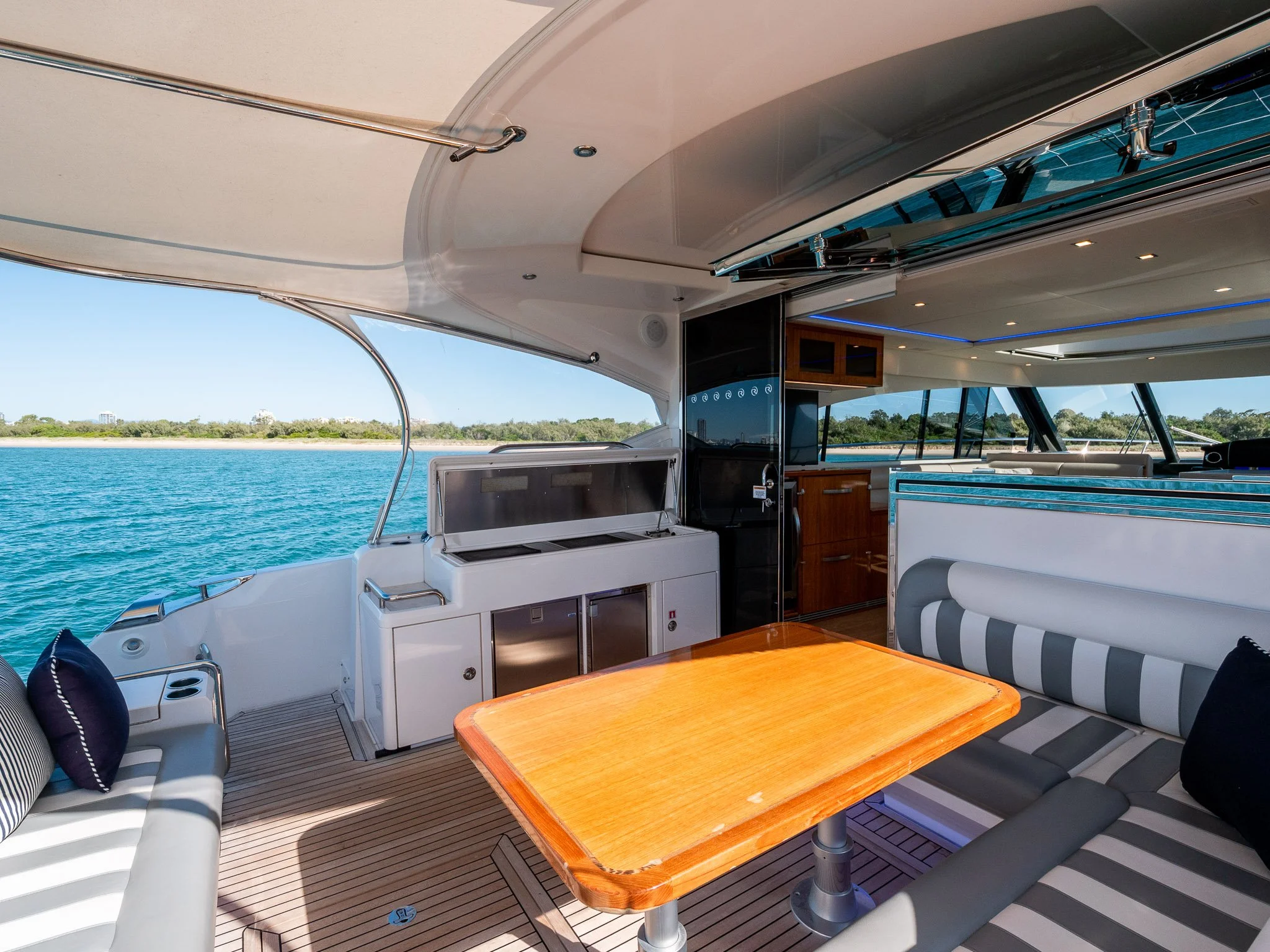 2017 Riviera 5400 Sport Yacht - Dutchess - Brendon002.jpg