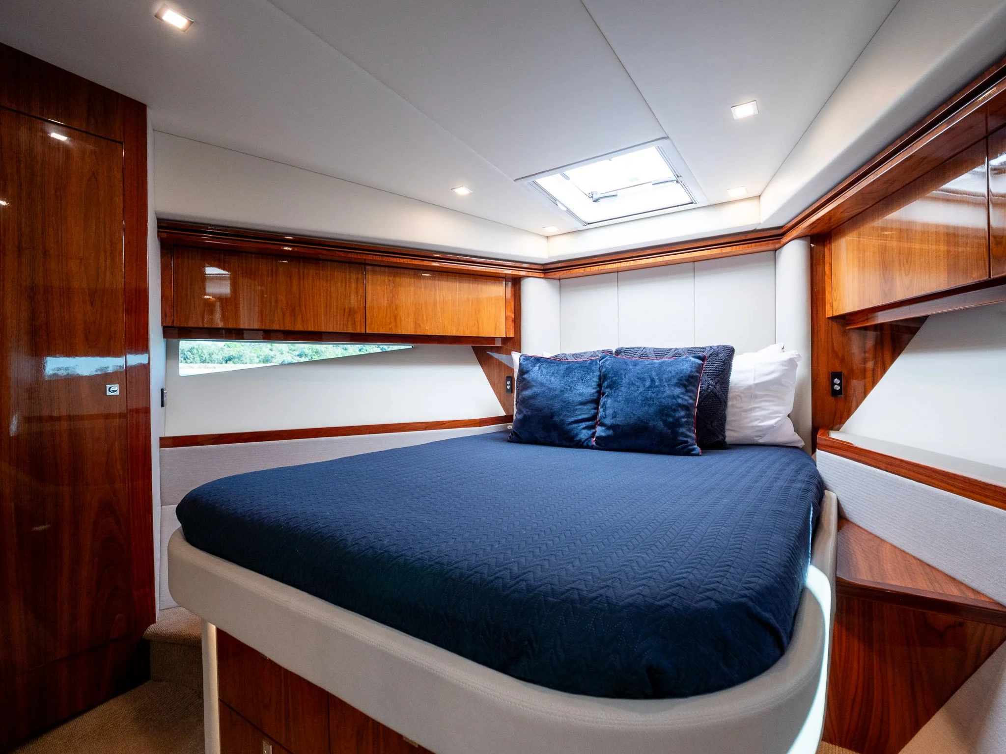 2017 Riviera 5400 Sport Yacht - Dutchess - Brendon027.jpg