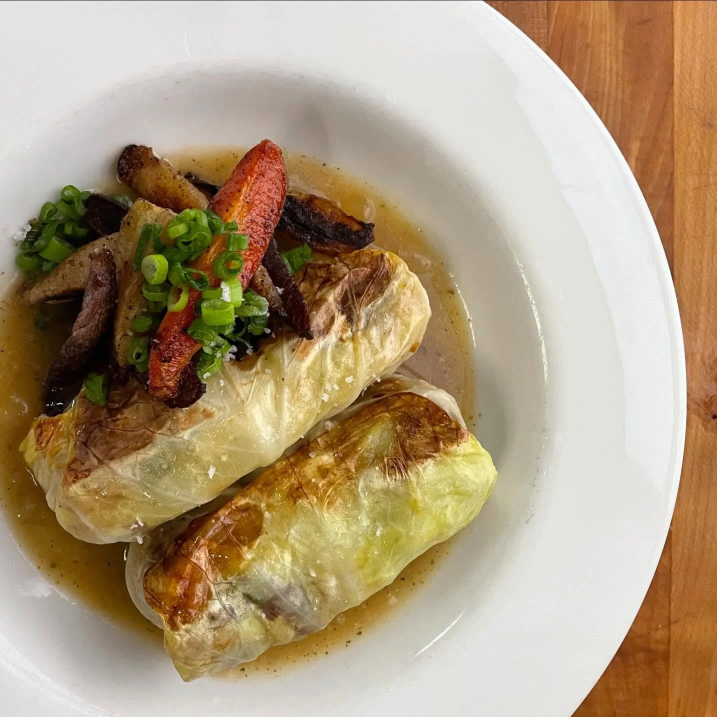 Our red bean &amp; rice cabbage rolls with hedgehog mushroom &eacute;touff&eacute;e and blackened carrots are 💁🏻&zwj;♀️ 👉 vegan &amp; yes gf 😉 🥳

Seating 4-10 Thursday-Saturday
4-9 Wednesday &amp; Sunday