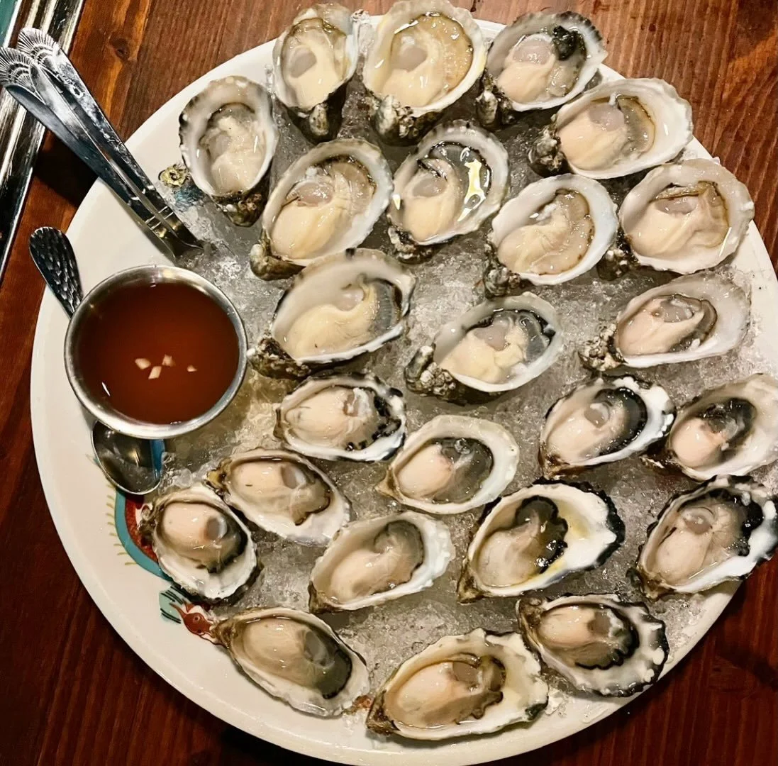 7 types of oysters available today! 
Seating 4-10 🥳
2 oysters for $5 oysters for Saturday Happy hour 4-5