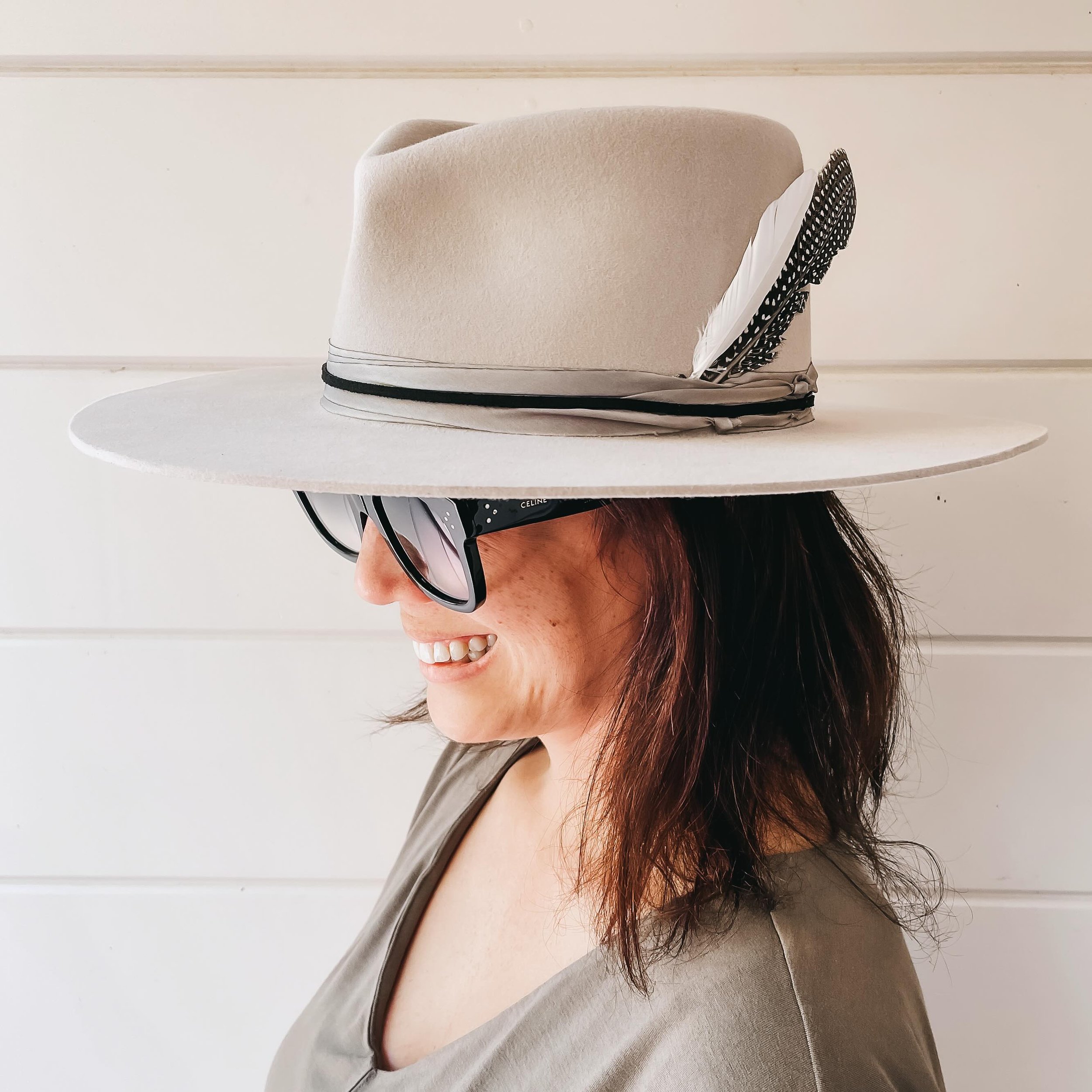 Fridays are for new hats! Check out @rafiki7000 and her gorgeous new hat. Hope it pairs perfectly with your day at the wineries tomorrow. Thanks for supporting us Dewi ❤️ #brimroadhats #brimroad #handmadehats #customhats #shoplocal