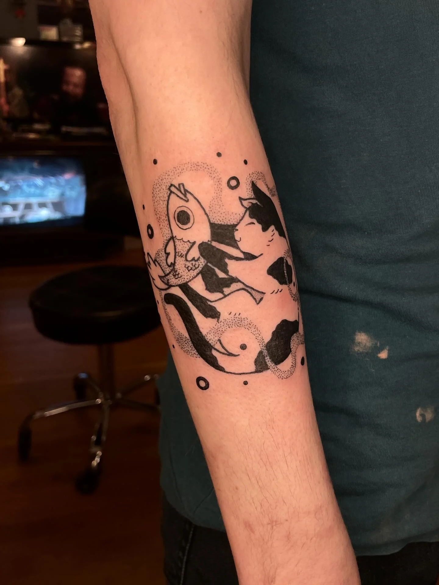 I got to spend the weekend with Lees and at the end they let me put a cute lil kitty from my flash on them 😃