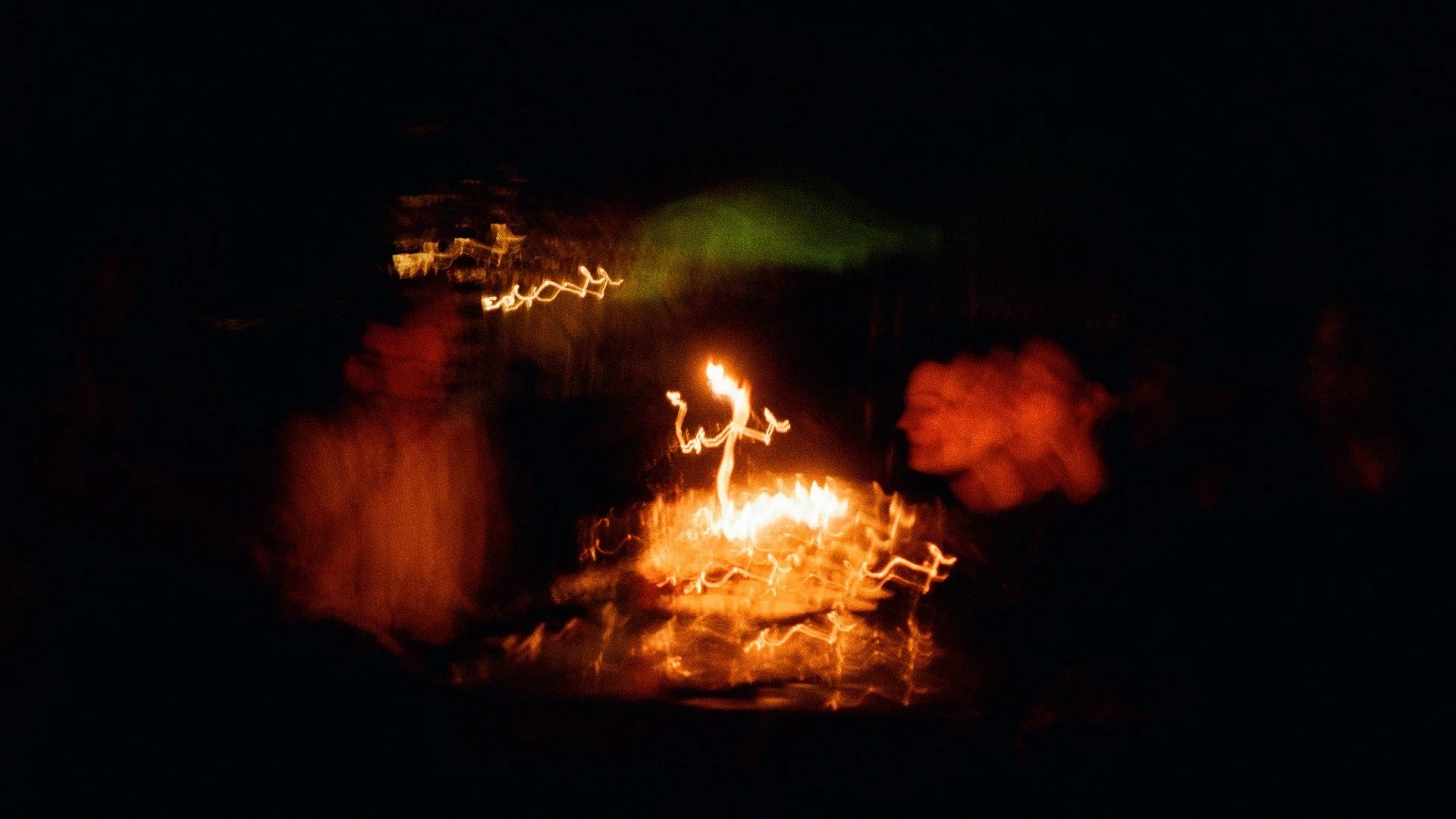 &ldquo;The thud sublime&hellip;&rdquo; a restless communion of sound, word and visuals unfolds in Glyconic &ndash; live at The Substation tomorrow evening ✨

Peter Sismanes&rsquo; electronic compositions meet with local creative Nic Steyger&rsquo;s p