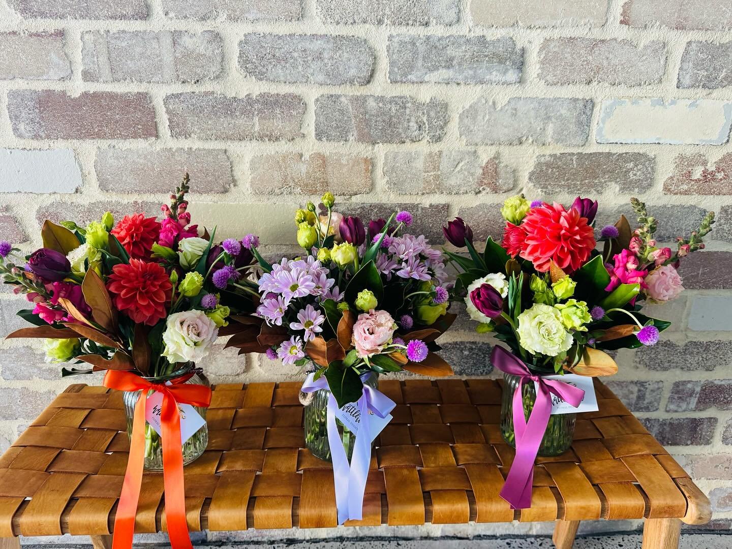 We just love creating beautiful arrangements! Birthdays, thank you, Congratulations, thinking of you, just because! #flowers #floralstudio #giftbouquet #posy #thankyou #happybirthday #congratulations #thinkingofyou #justbecause #iloveyou #wattleitbee