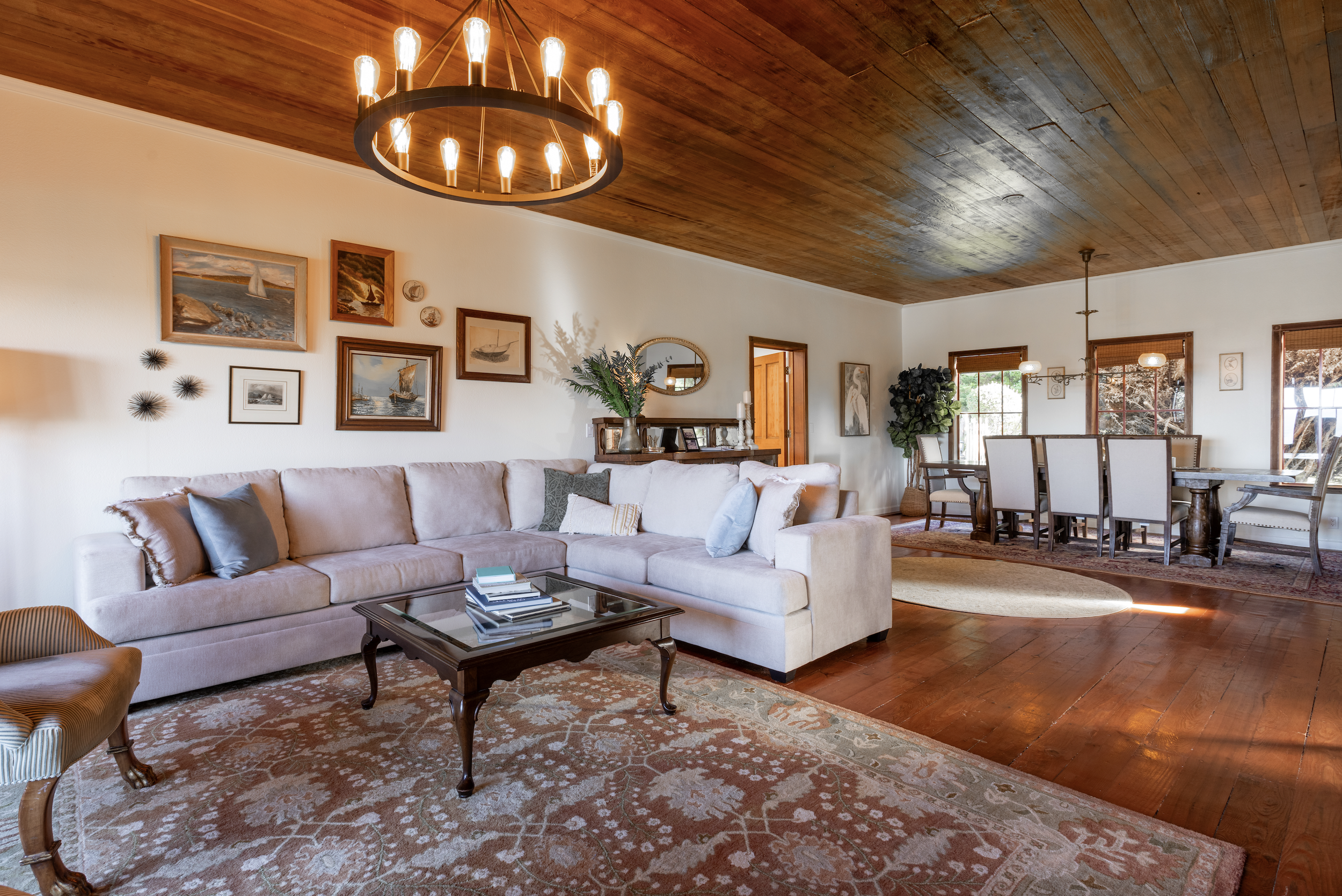 Main House Living Room.png