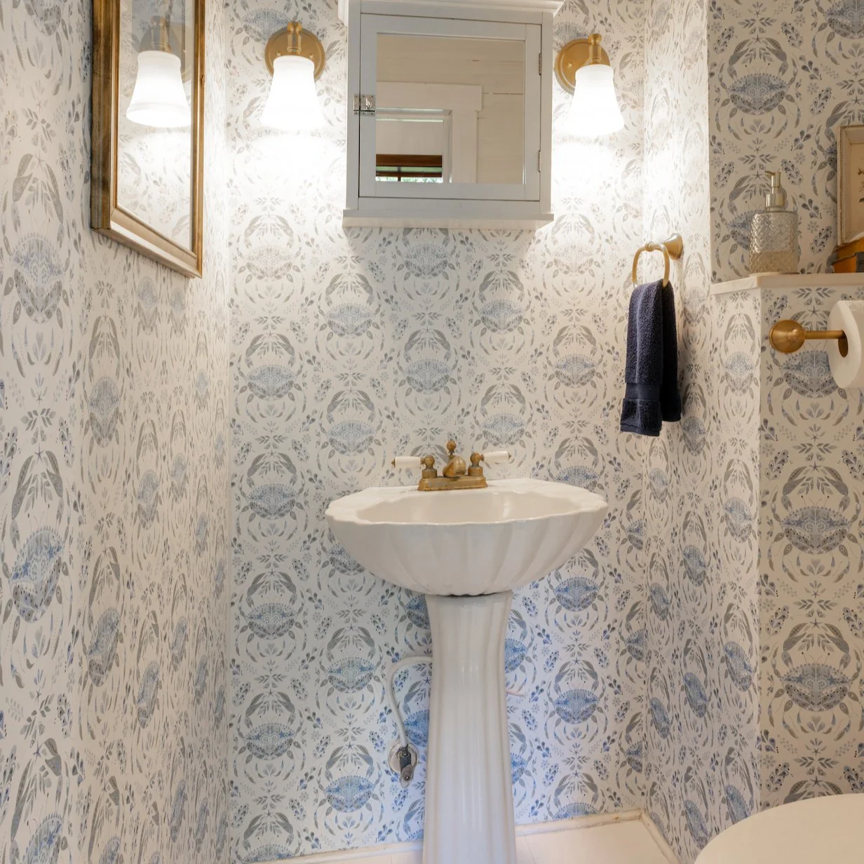 Main House Half Bath.jpg