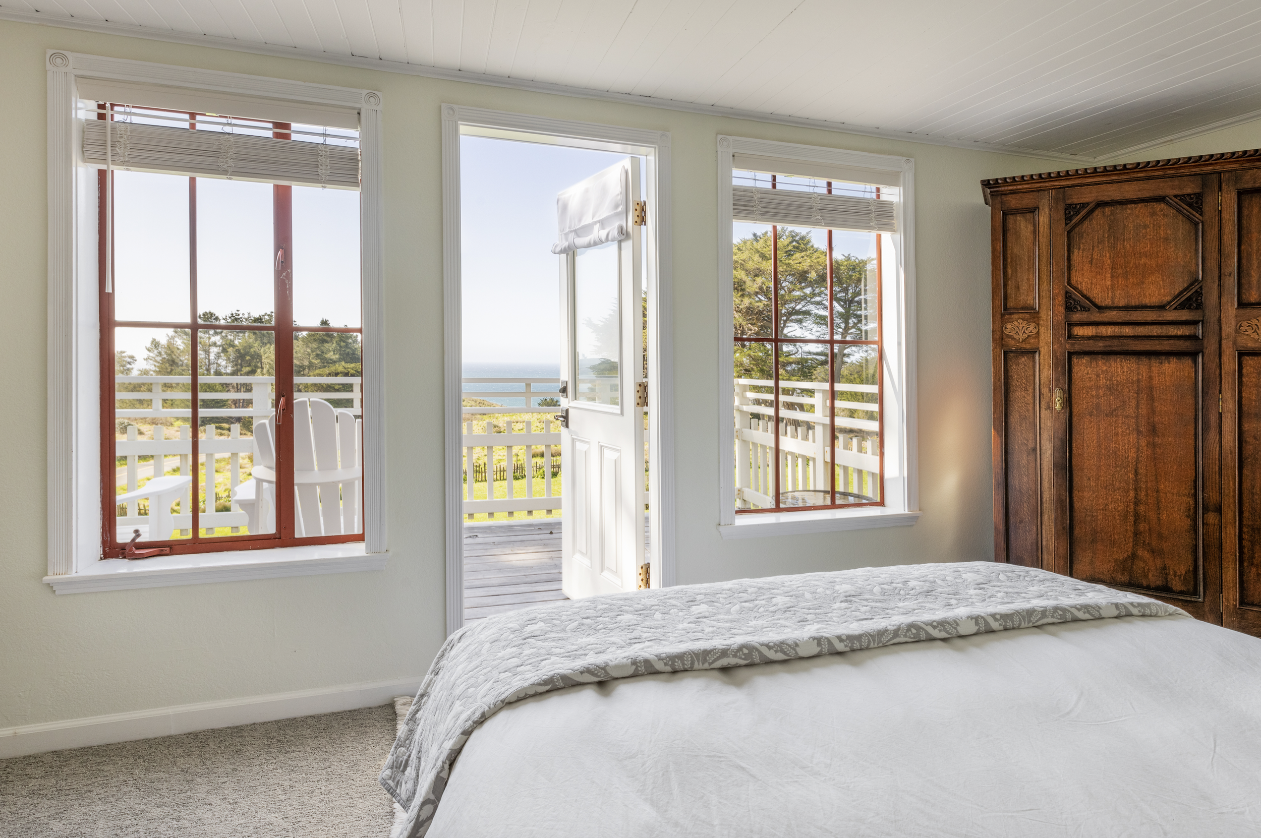 Main House Bed Room.png