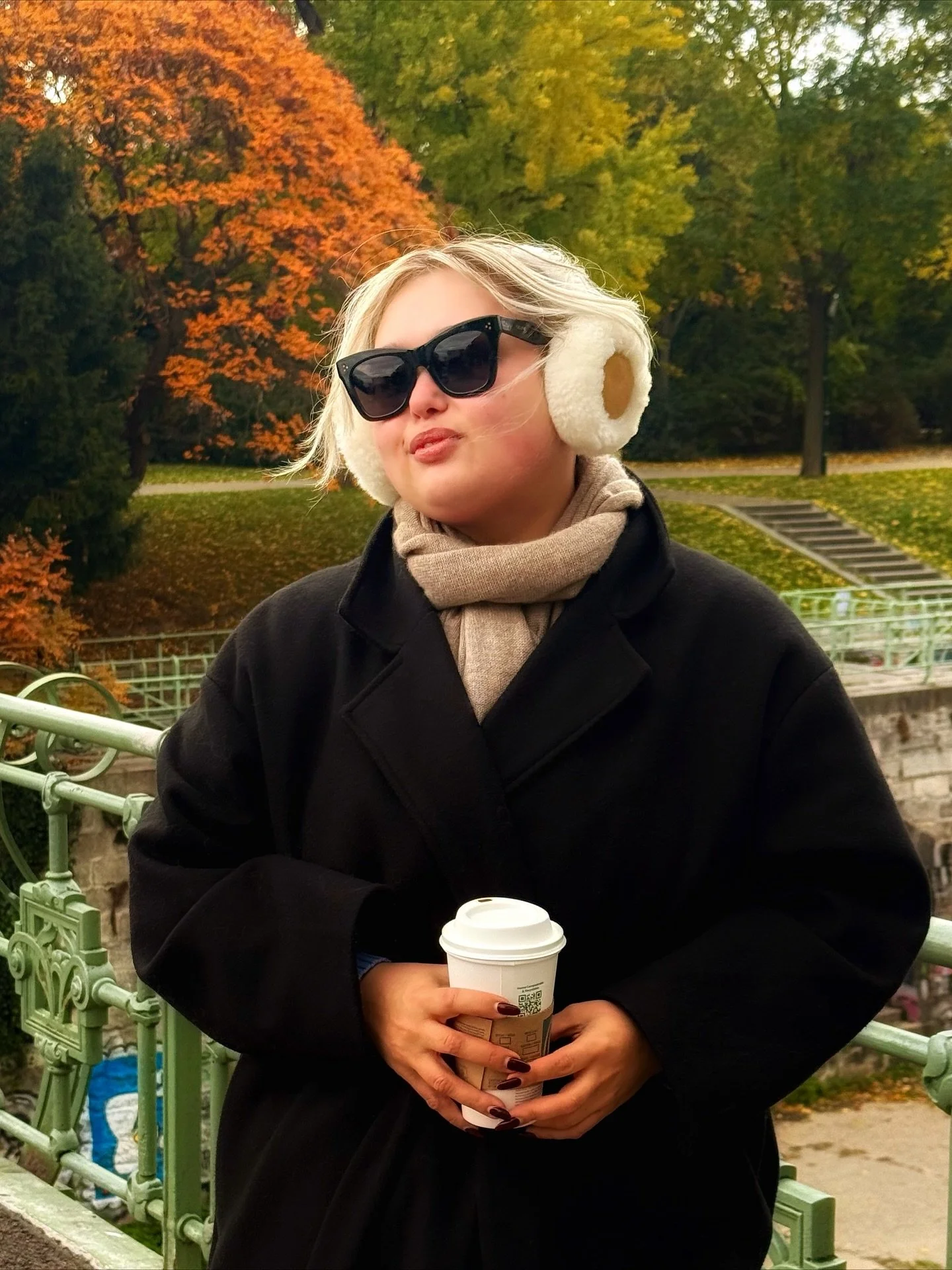 Let&rsquo;s go for a short October walk in Stadtpark, Vienna 🍁