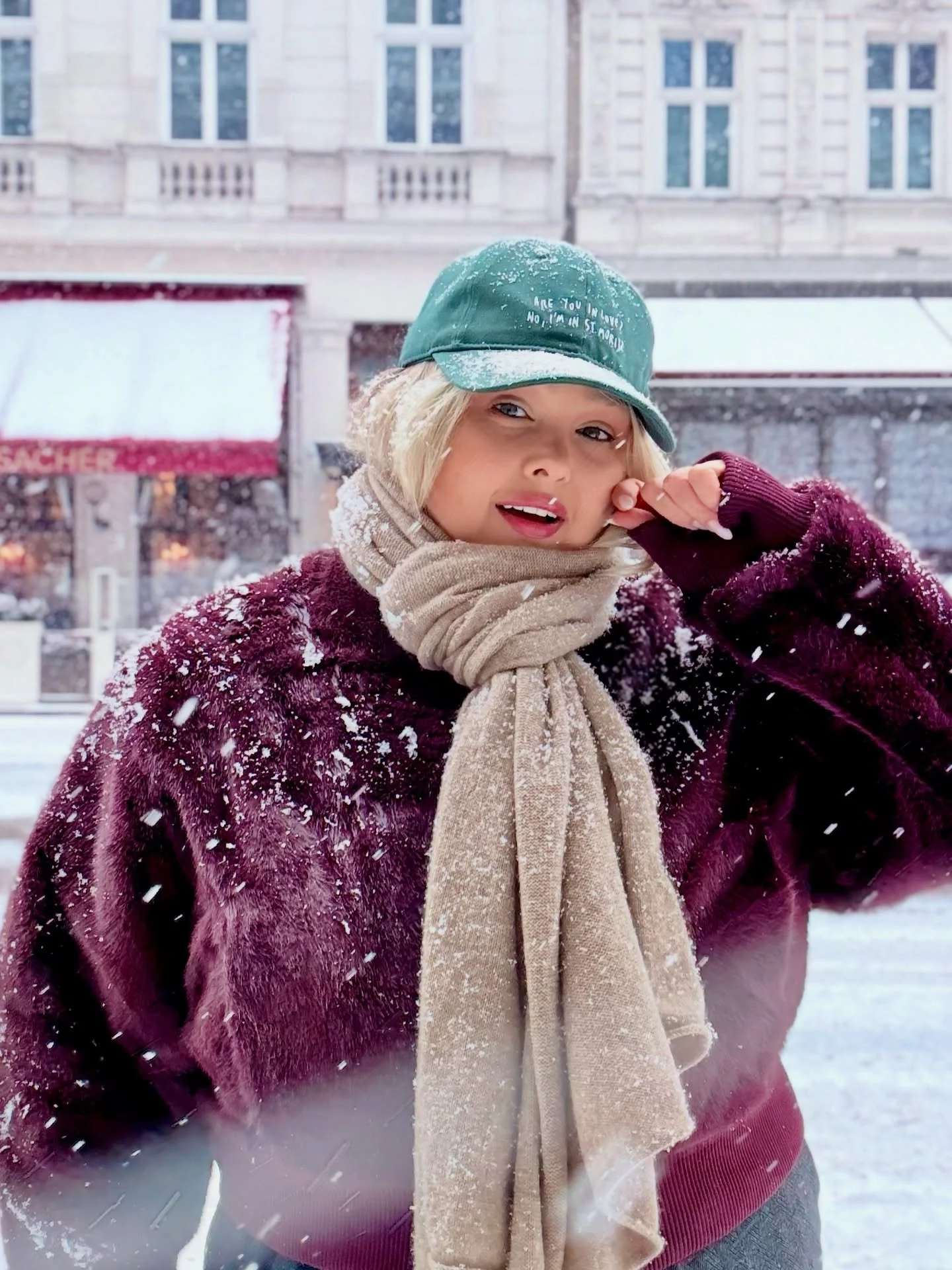 Vienna in soft snowfall is unmatched ❄️✨
Enjoyed the prettiest little winter morning. Comment WANT below to receive a DM with the link to this post on my LTK

And details here:
Baseball cap @gracestmoritz merch
Fur bomber, pants size XL @hm 
Cashmere