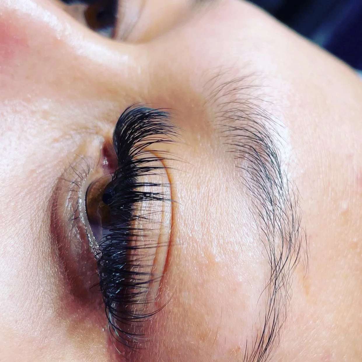 HOW TO: COMBAT JITTERY, FLUTTERING & WATERY EYES.   