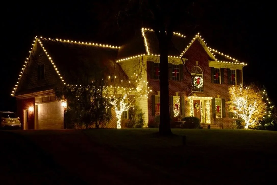 ✨ Light Up Your Holidays with Holiglows! ✨

Make your Denver home shine this season! From custom rooflines to glowing trees and garlands, we handle it all: installation, maintenance, and takedown. With high-quality lights you own, your holiday displa