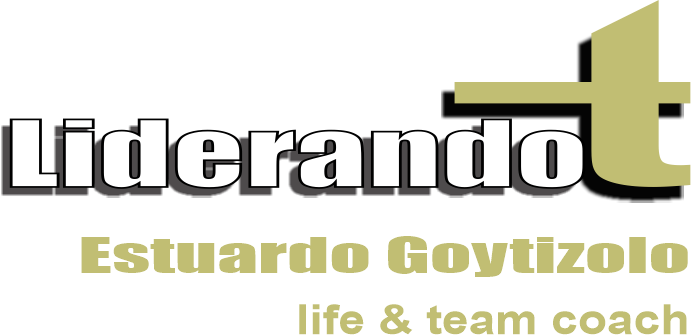 Coach Estuardo Goytizolo 