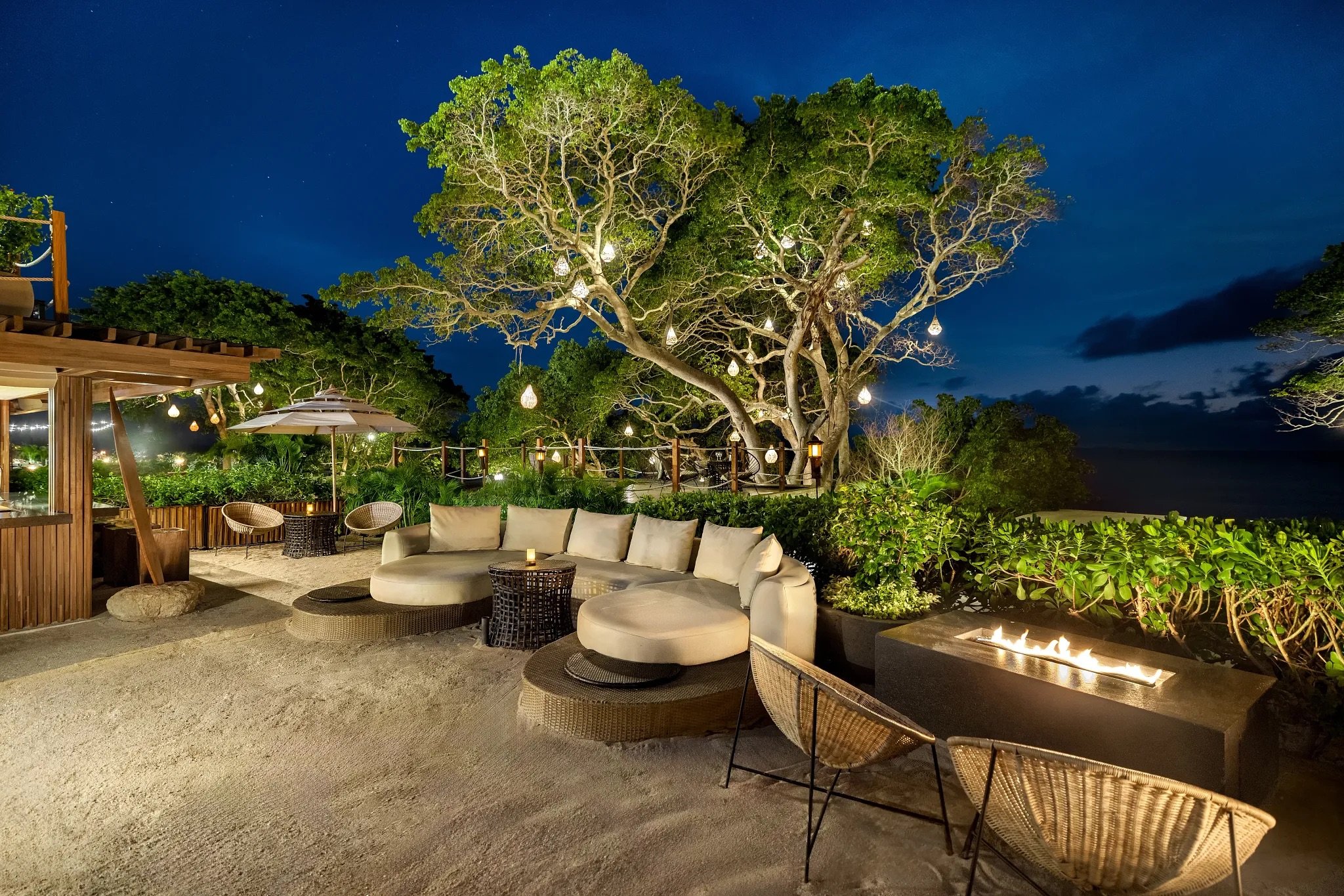 SEBMI-BAR-Barracuda-Beach-02-AFC.jpeg