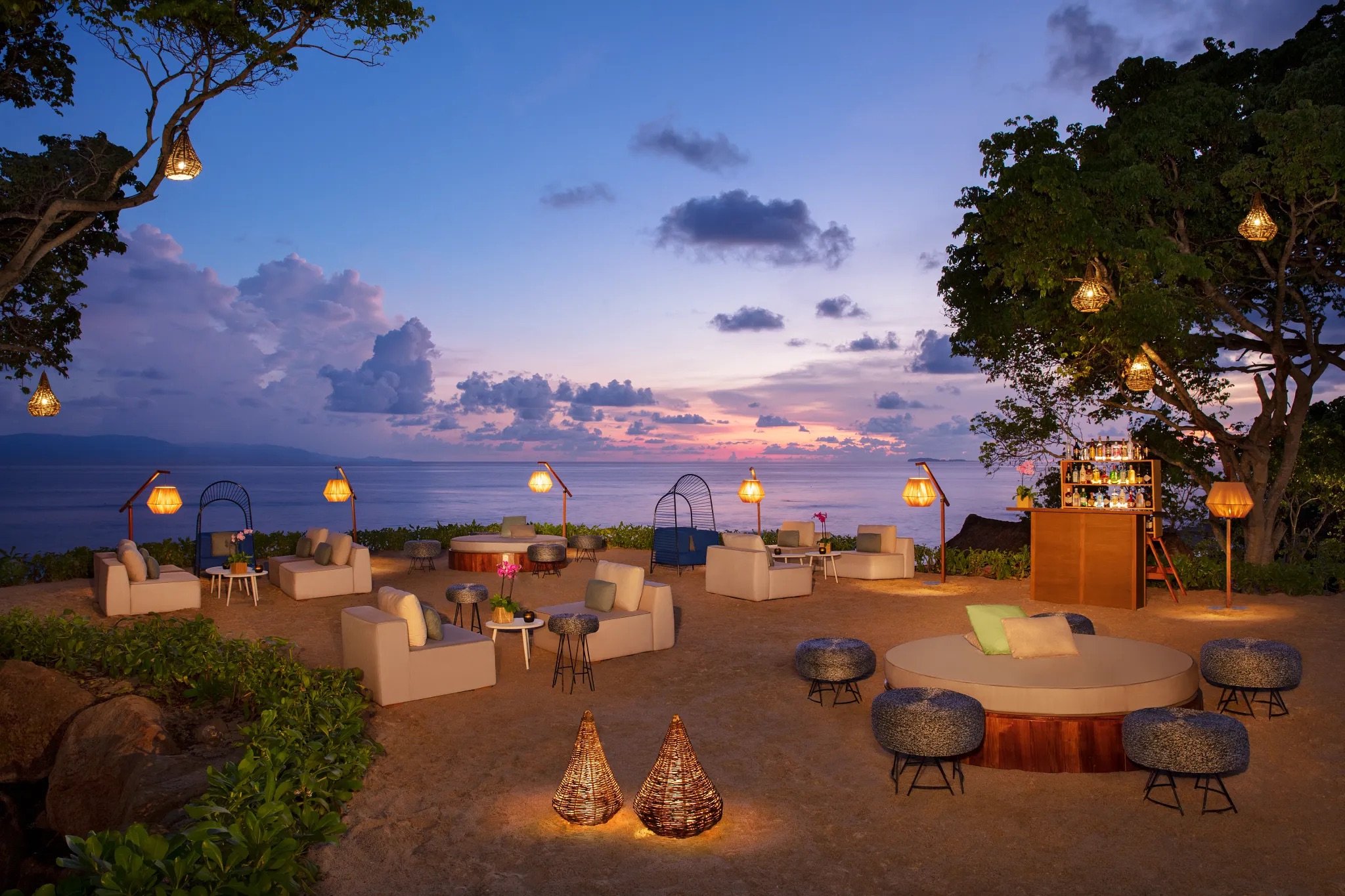 DRBMI-GRP-BeachCocktail-3A-CB.jpeg