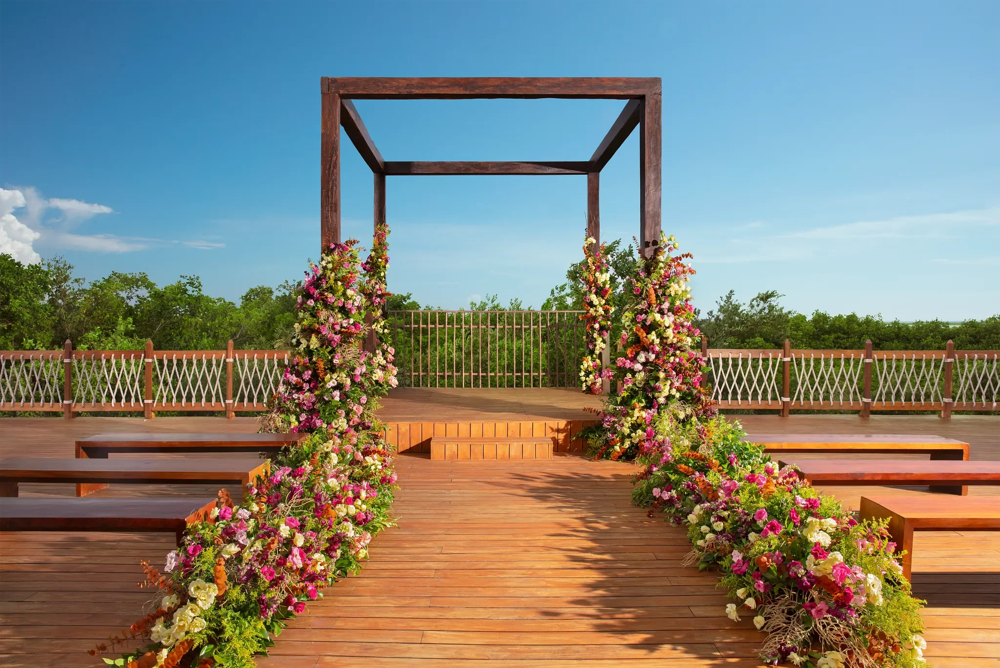HYVGI-WED-Gazebo-3B-CB.webp